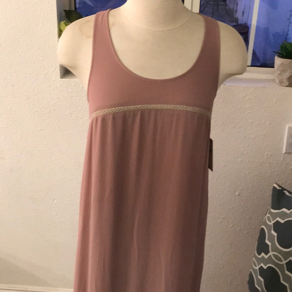 Dress - Picture 2 of 5